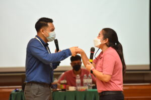 11
